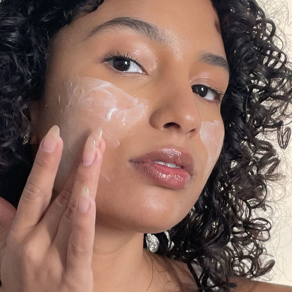 Goat Milk Moisturising Cleanser Mini - Image 3
