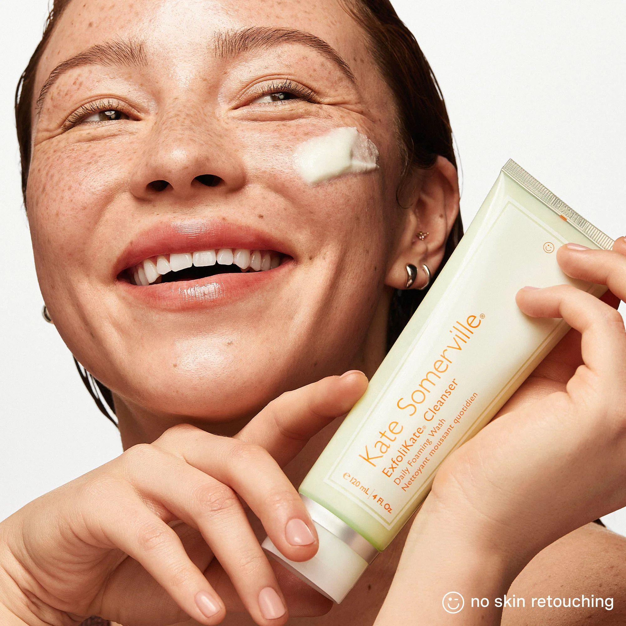 ExfoliKate® Cleanser Daily Foaming Wash - Image 7